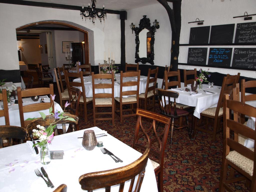 Manor Inn Galmpton Exterior photo
